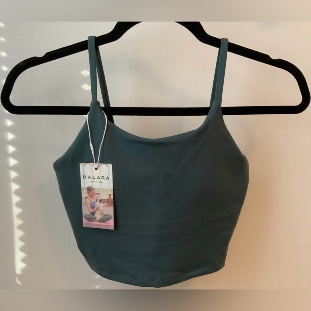 Halara cropped tank top NWT, green, size small
